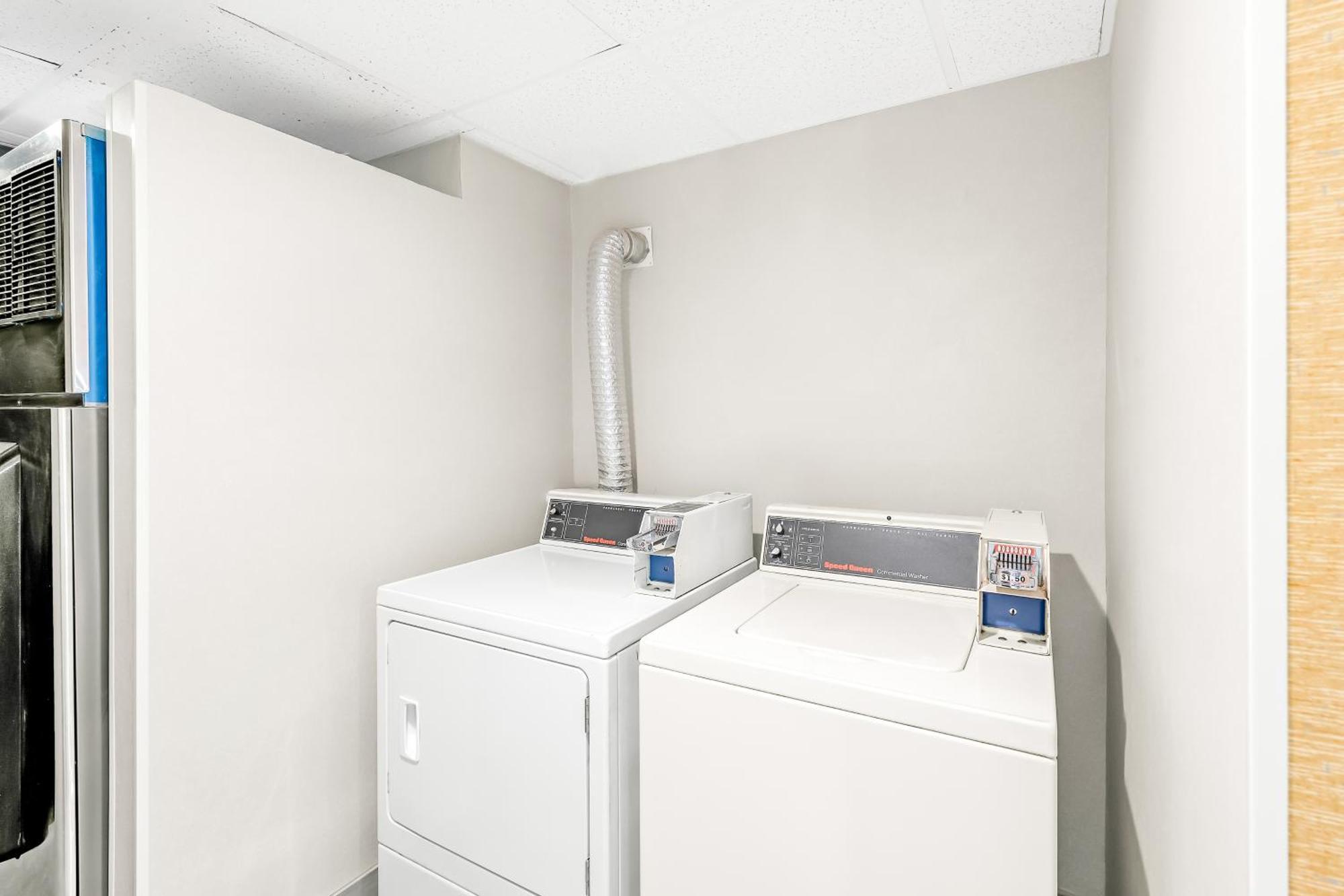Comfort Suites Columbus Ngoại thất bức ảnh