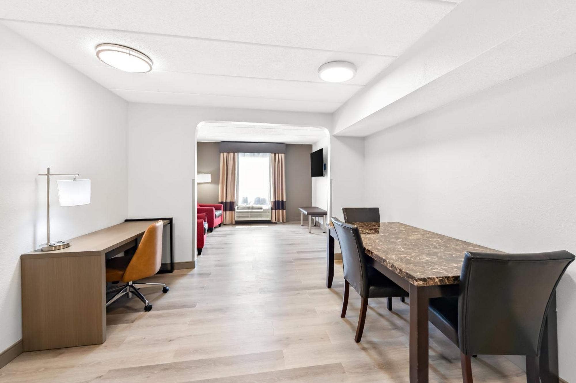Comfort Suites Columbus Ngoại thất bức ảnh